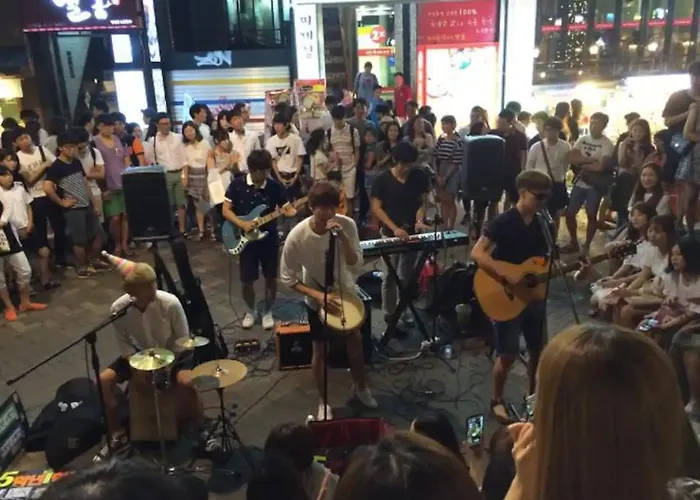 アパート Hongik Univ Hongdae ソウル特別市